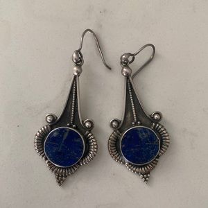 Vintage lapis lazuli and silver earring